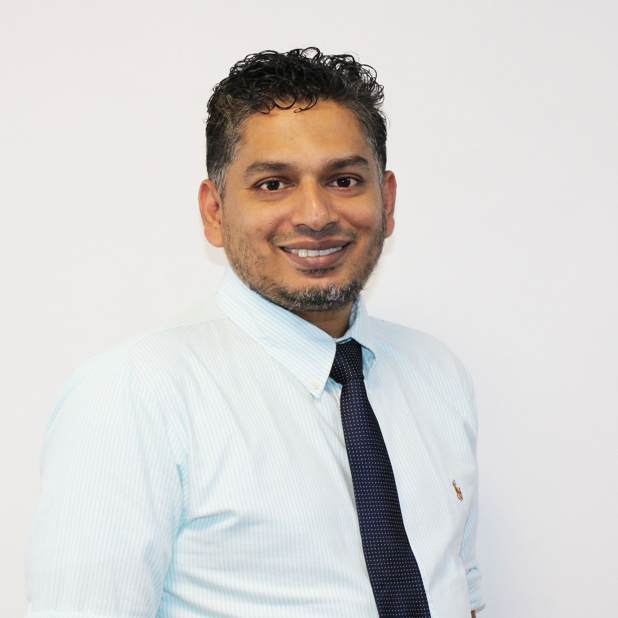 Mr Mohamed Roshan